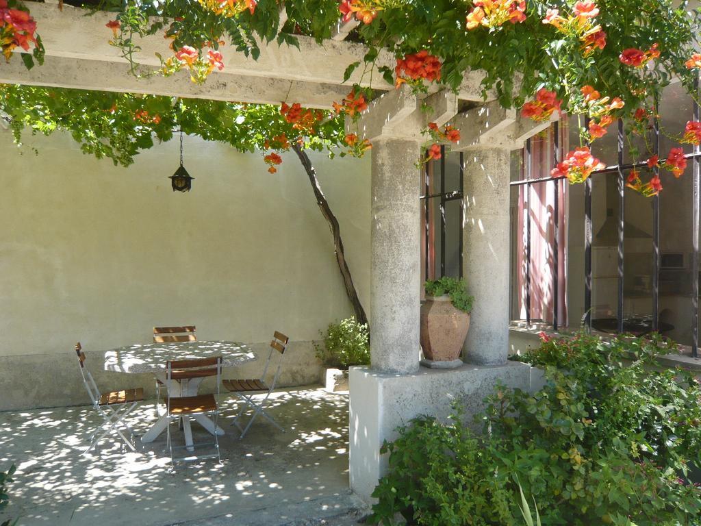 Le Mas De La Verdiere Avignon Exterior foto